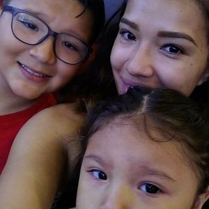 Meet your Posher, Fari